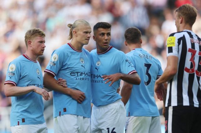 而是微调感 而是微调感